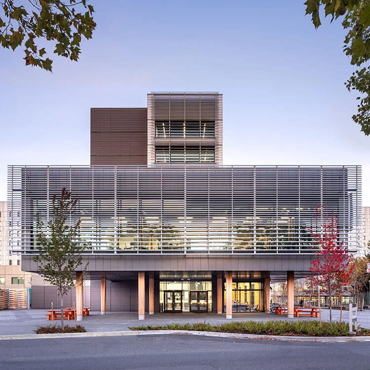 SNGEQU Conference Center